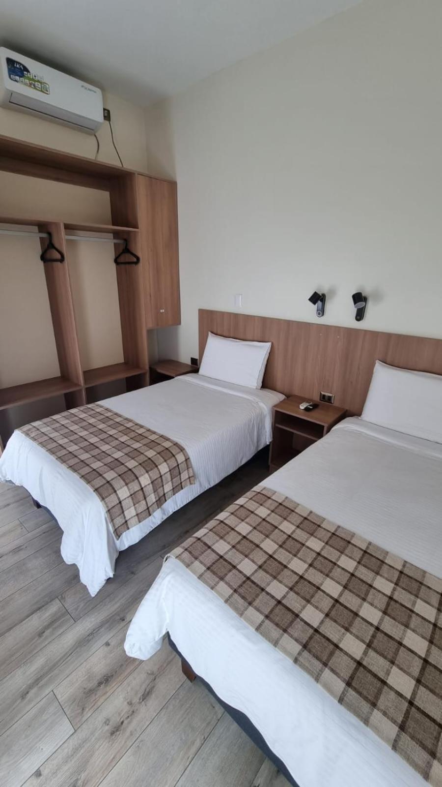 איקוויקה Vistara Suites מראה חיצוני תמונה