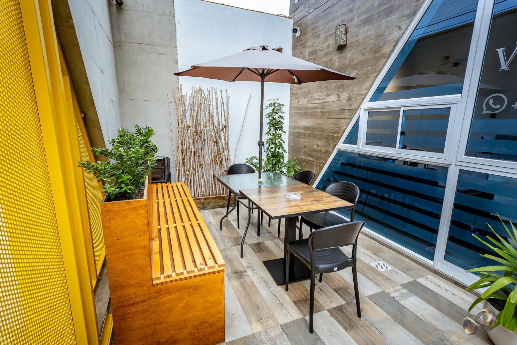 איקוויקה Vistara Suites מראה חיצוני תמונה